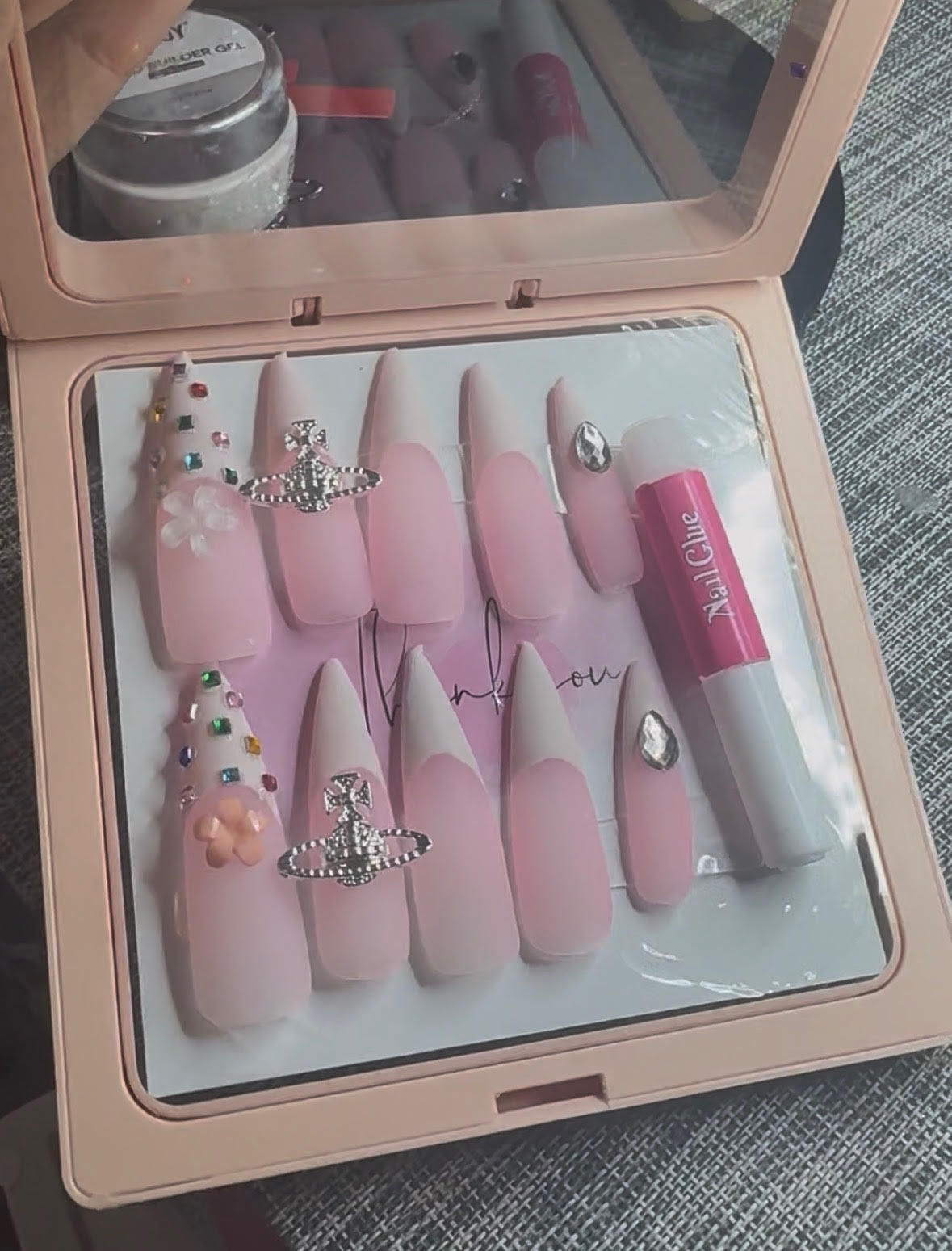 Jessie Pointe custom set
